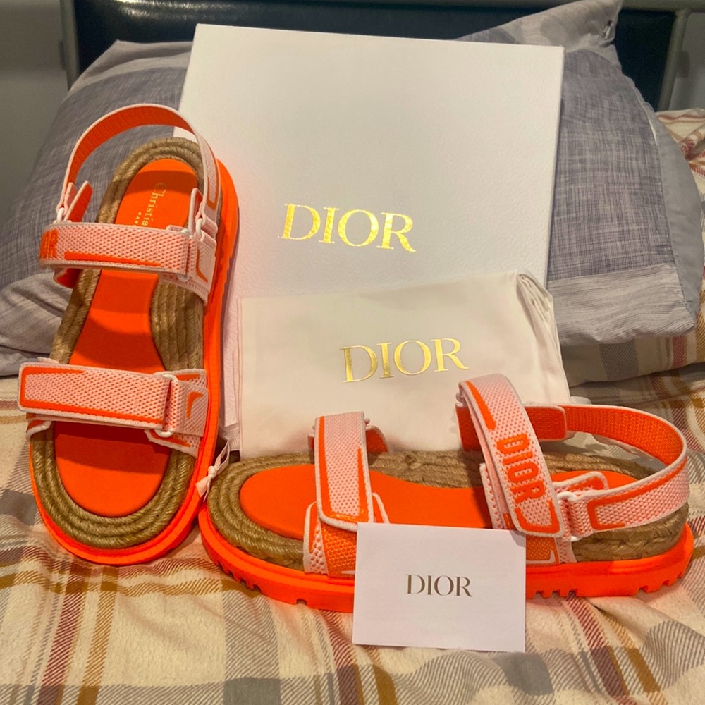 Women’s dior sandals, UNWORN, retail price on box is 1200
